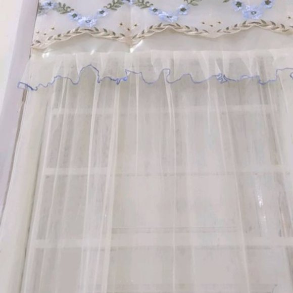 2 layer chiffon curtain wall stickers to avoid mosquitoes - Picture 1 of 5